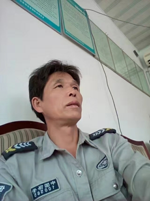 卧窗听雨的第一张照片--永泰相亲网