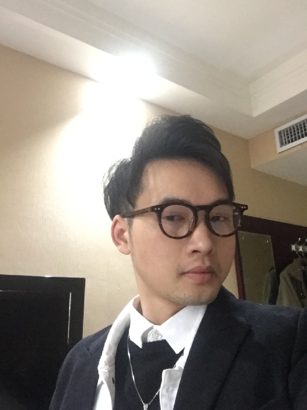 曾亮的第二张照片--永泰相亲网
