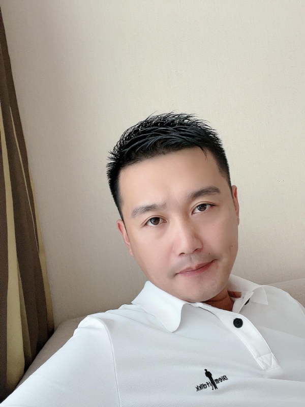 笑望人非的第一张照片--永泰相亲网