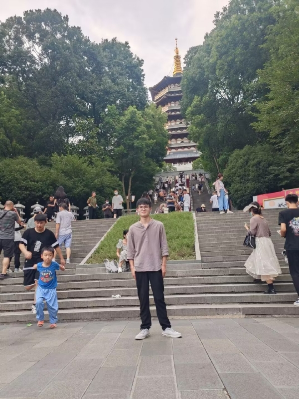 阳光男孩的第五张照片--永泰相亲网