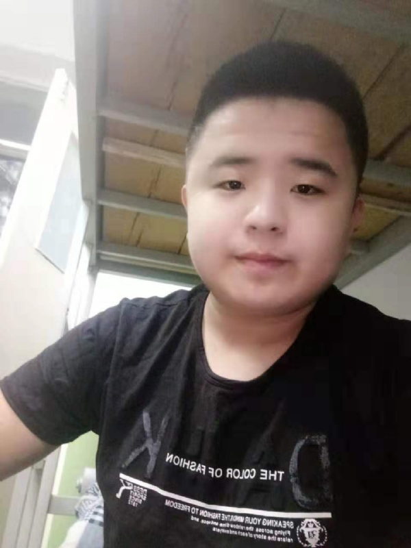 打小就爱淘气的第一张照片--永泰相亲网