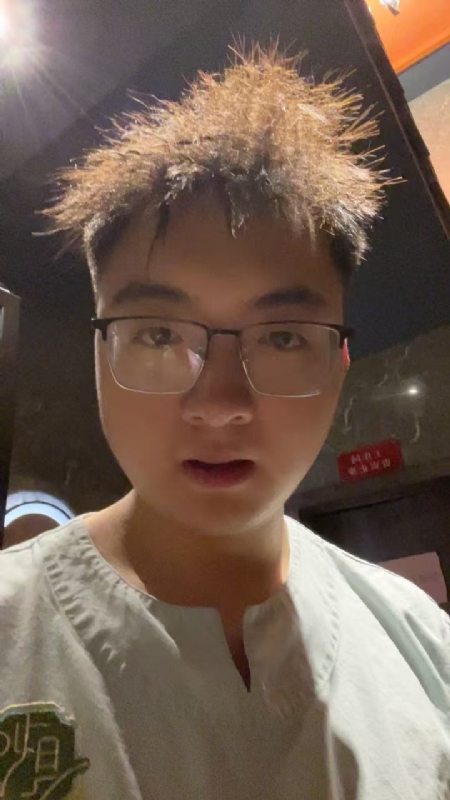 成熟稳重的男士的第一张照片--永泰相亲网