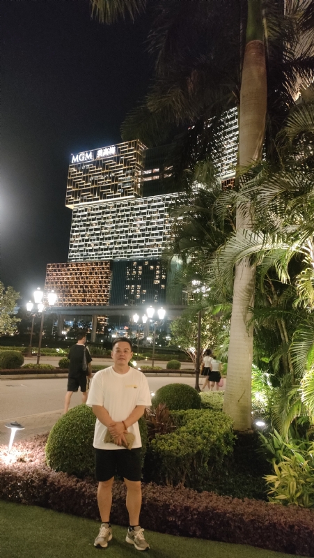 熟悉的身影的第一张照片--永泰相亲网