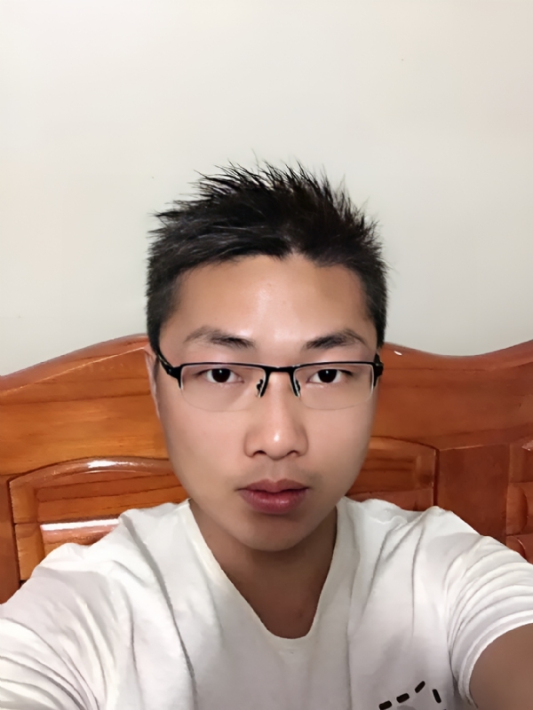 炽热的岩浆的第一张照片--永泰相亲网