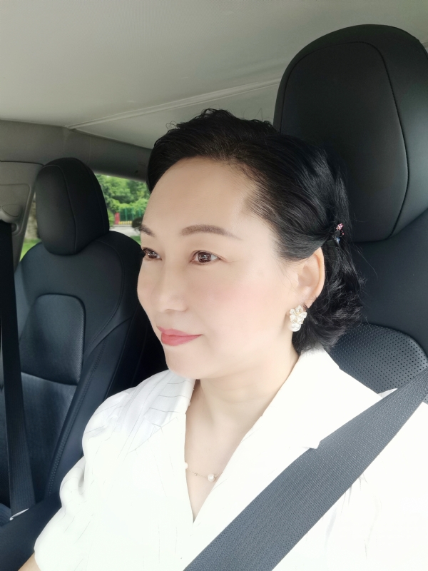 铿锵玫瑰的第一张照片--永泰相亲网